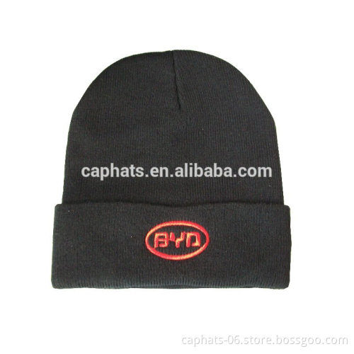 Wholesale custom embroidered plain black beanie with custom tags